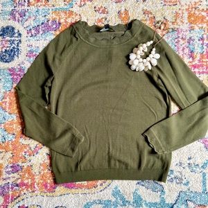 Ann Taylor size small green sweater